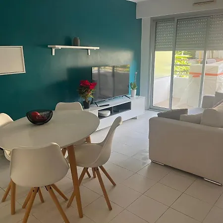 Apartment Charming Two-room With Garage Menton